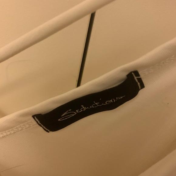 White TShirt - Picture 3 of 4